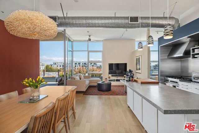 4080 Glencoe Avenue 420, Marina Del Rey, CA 90292