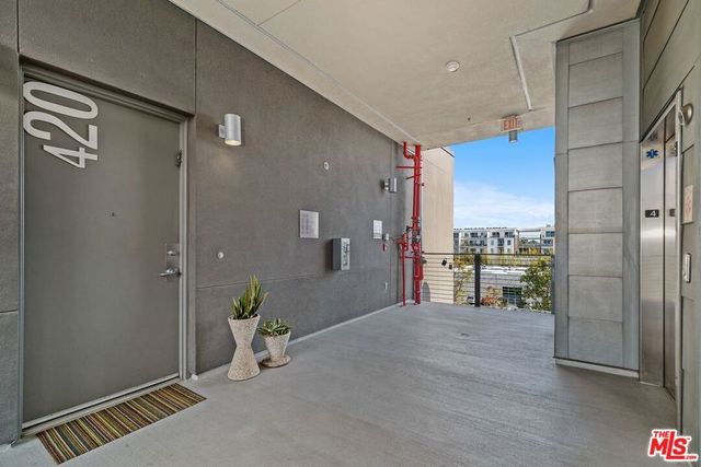 4080 Glencoe Avenue 420, Marina Del Rey, CA 90292