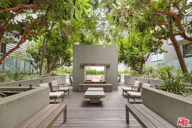 4080 Glencoe Avenue 420, Marina Del Rey, CA 90292