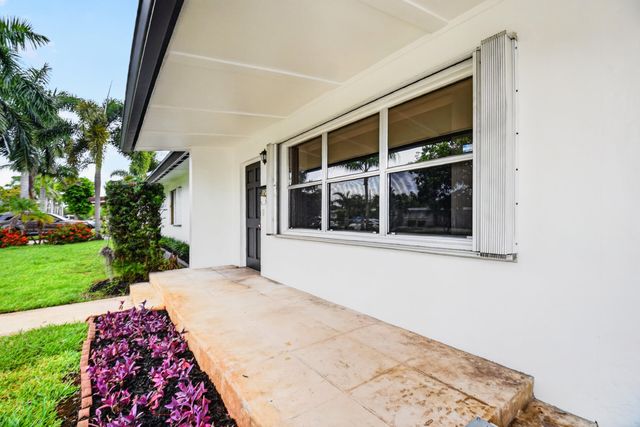 129 GREENBRIER Drive, Palm Springs, FL 33461
