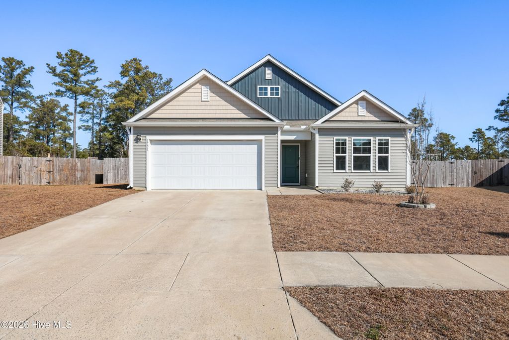 1751 Fox Trace Circle, Leland, NC 28451
