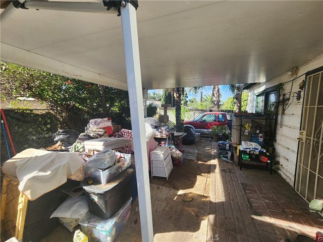 712 S Vicentia, Corona, CA 92882