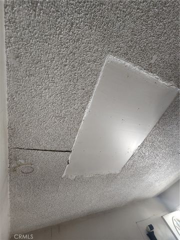 712 S Vicentia, Corona, CA 92882