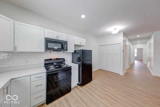 3915 N Hawthorne Lane, Indianapolis, IN 46226