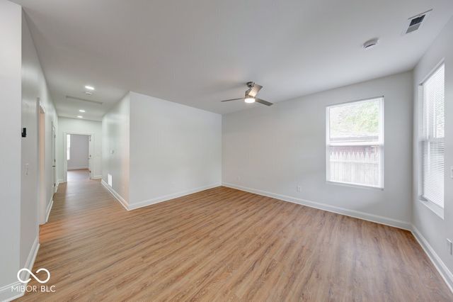 3915 N Hawthorne Lane, Indianapolis, IN 46226