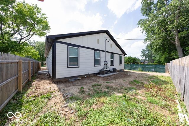 3915 N Hawthorne Lane, Indianapolis, IN 46226