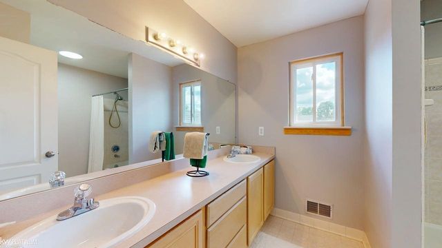 53135 Cripple Creek Drive, Chesterfield Twp, MI 48047