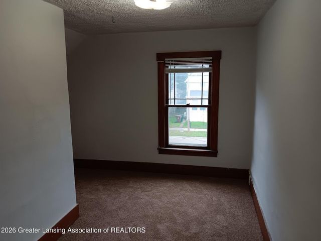 908 N Pine Street, Lansing, MI 48906