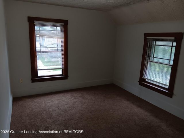 908 N Pine Street, Lansing, MI 48906