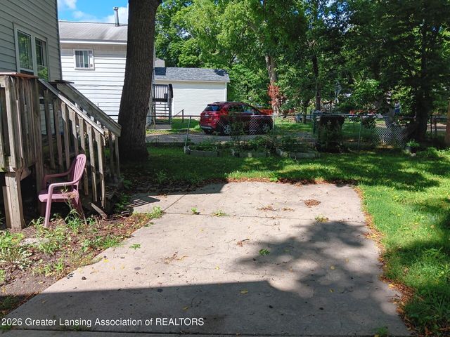 908 N Pine Street, Lansing, MI 48906