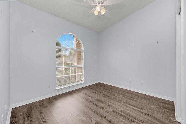 2706 Riverside Landing Dr, Navarre, FL 32566