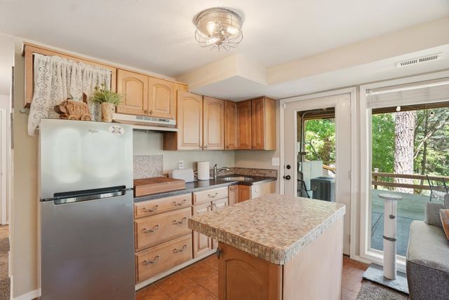 3310 W Hartson Ave, Spokane, WA 99224