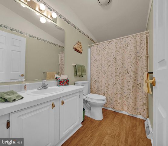 598 WALNUT CT, New Hope, PA 18938