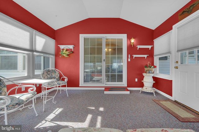 598 WALNUT CT, New Hope, PA 18938