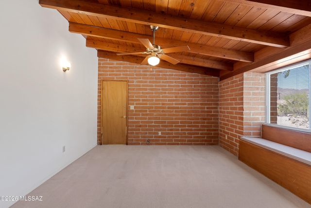 1543 N Plaza De Lirios, Tucson, AZ 85745