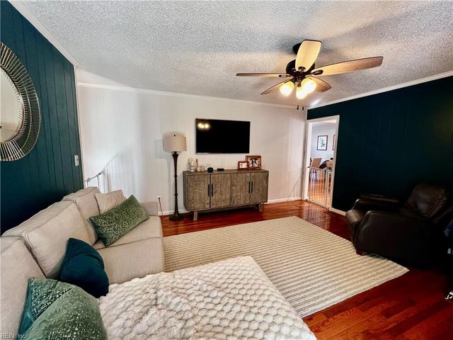 3713 Prince Andrew LN, Virginia Beach, VA 23452