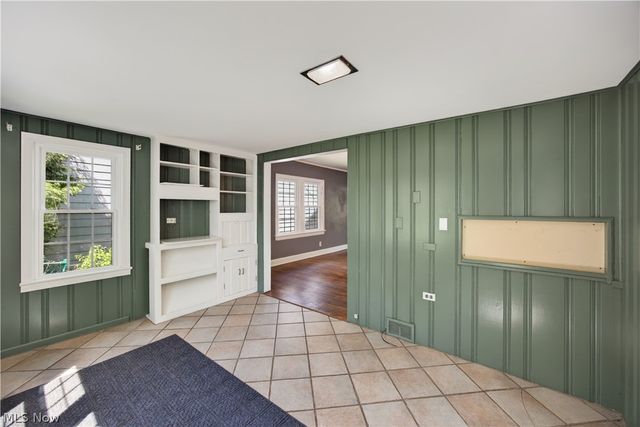 20426 Almar Drive, Shaker Heights, OH 44122