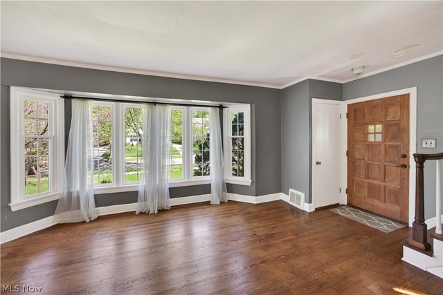 20426 Almar Drive, Shaker Heights, OH 44122