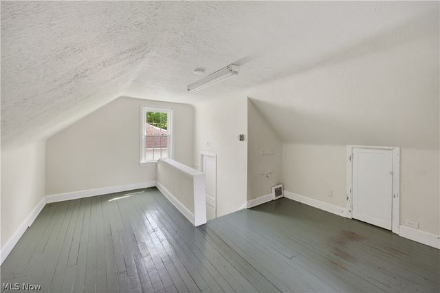 20426 Almar Drive, Shaker Heights, OH 44122