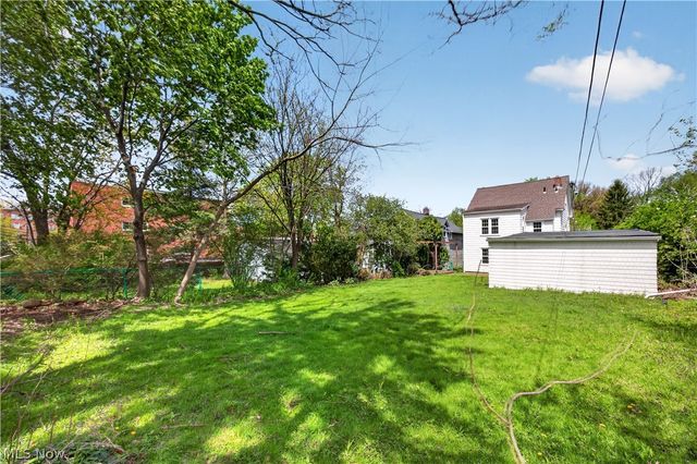 20426 Almar Drive, Shaker Heights, OH 44122