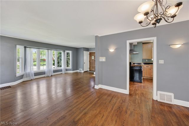 20426 Almar Drive, Shaker Heights, OH 44122