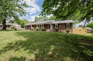 2117 Aileen Dr, Antioch, TN 37013