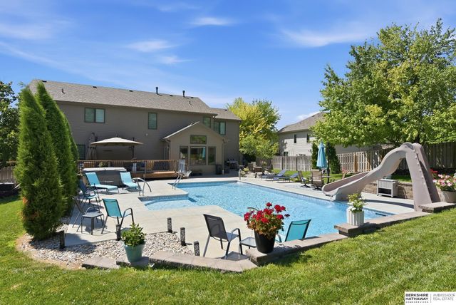 2709 N 159th Street, Omaha, NE 68116
