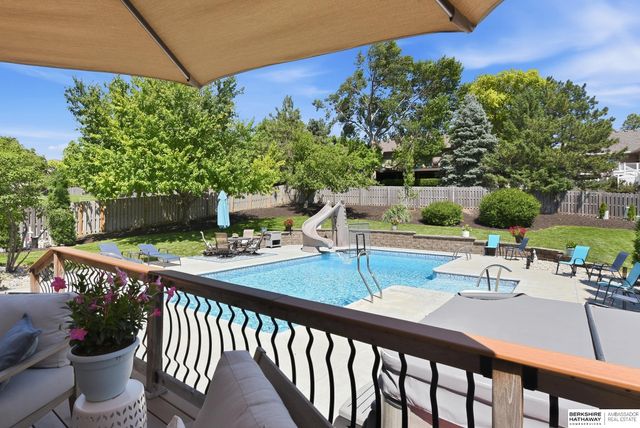 2709 N 159th Street, Omaha, NE 68116