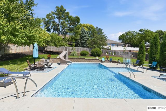2709 N 159th Street, Omaha, NE 68116