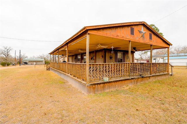 301 Glennwood Circle, Somerville, TX 77879