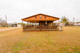 301 Glennwood Circle, Somerville, TX 77879