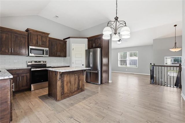 404 Timbercreek Drive, Belton, MO 64083
