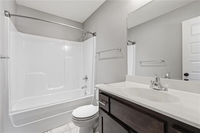 404 Timbercreek Drive, Belton, MO 64083