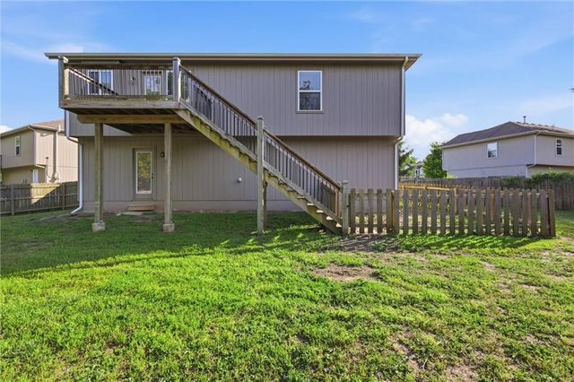 404 Timbercreek Drive, Belton, MO 64083