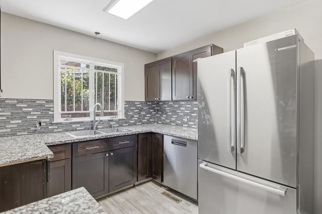 1406 NE Princeton, Modesto, CA 95350
