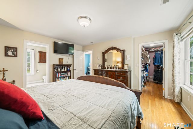 45 Carriage Lane, Milford, CT 06460