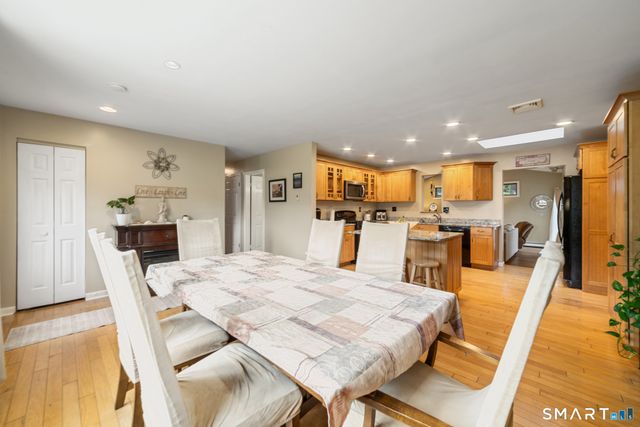 45 Carriage Lane, Milford, CT 06460