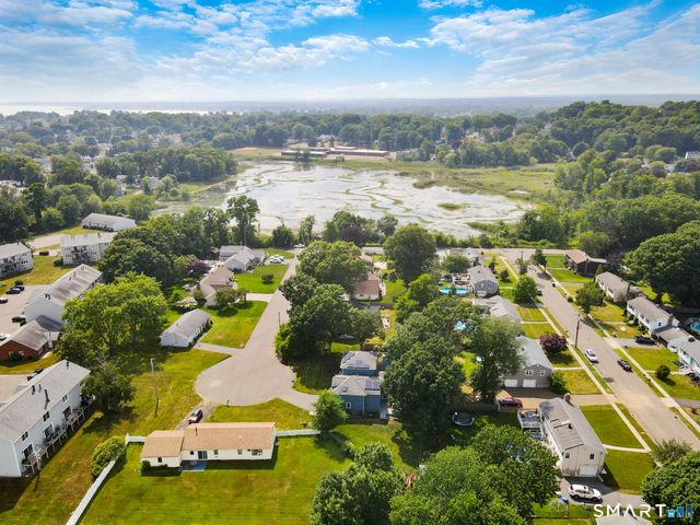 45 Carriage Lane, Milford, CT 06460