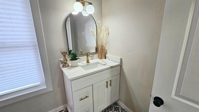 416 Main Page Court, Stoughton, WI 53589