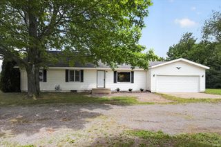 61384 Oak Road, South Bend, IN 46614