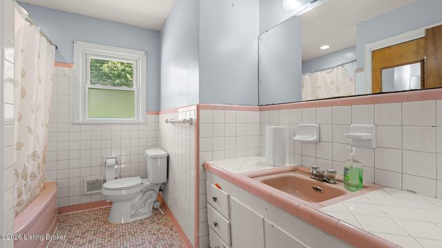 2904 Dale Ann Dr, Louisville, KY 40220