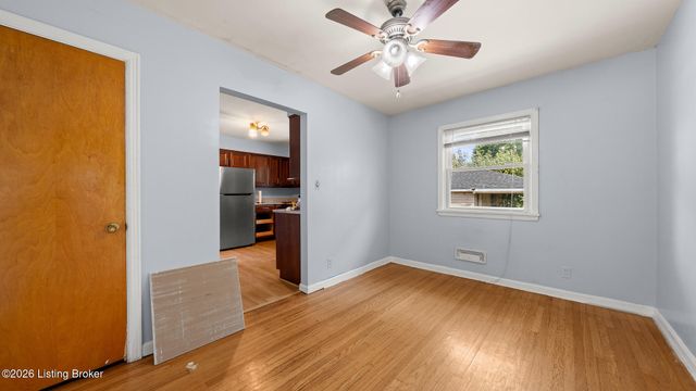 2904 Dale Ann Dr, Louisville, KY 40220