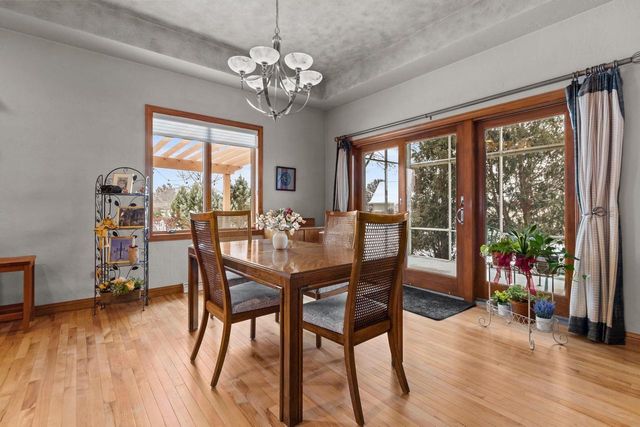 900 CLOVER COURT, Menasha, WI 54952