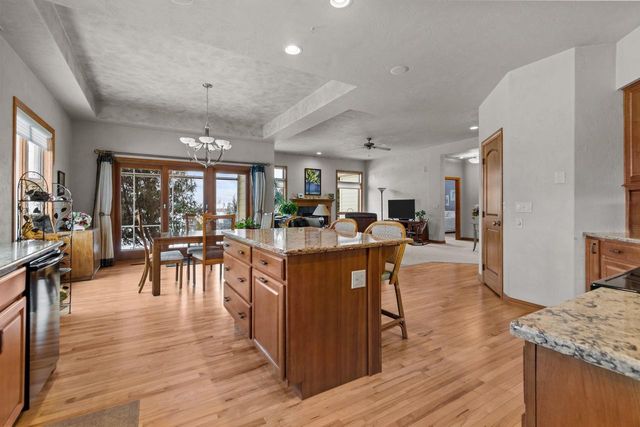 900 CLOVER COURT, Menasha, WI 54952