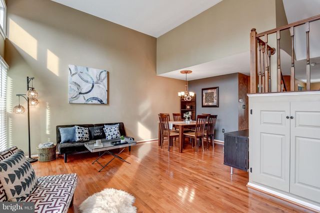 14135 BETSY ROSS LN, Centreville, VA 20121