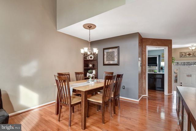 14135 BETSY ROSS LN, Centreville, VA 20121