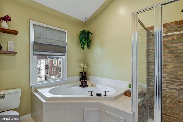 14135 BETSY ROSS LN, Centreville, VA 20121