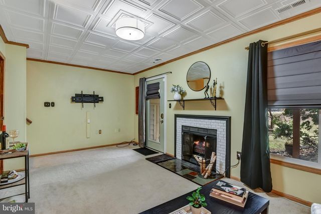 14135 BETSY ROSS LN, Centreville, VA 20121