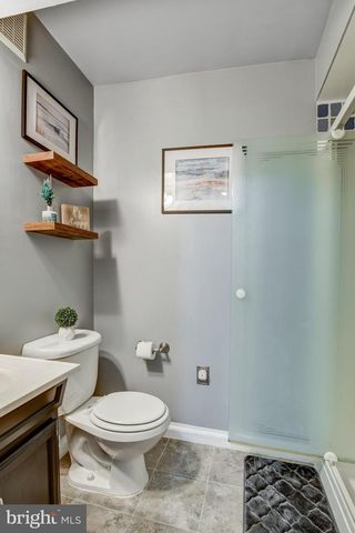 14135 BETSY ROSS LN, Centreville, VA 20121