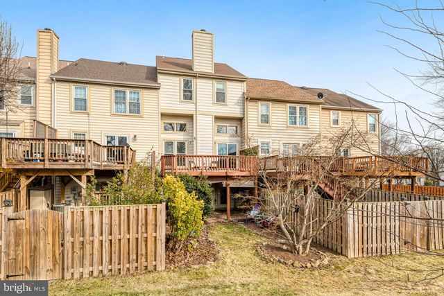 14135 BETSY ROSS LN, Centreville, VA 20121